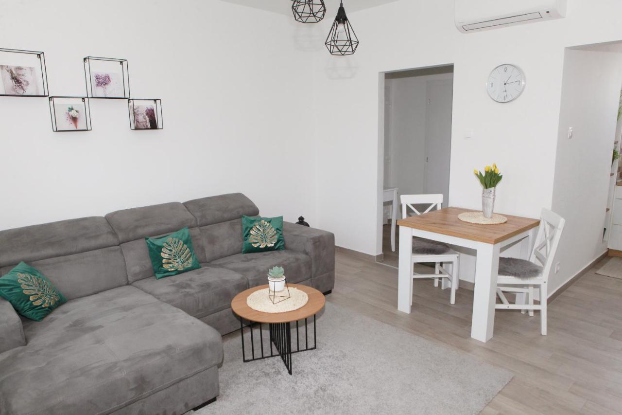 Apartment Lucija